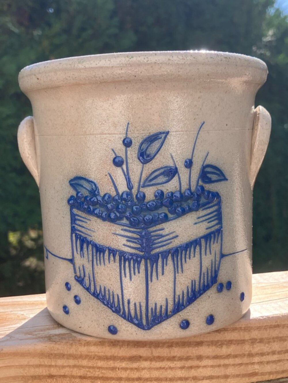 Vintage Salmon Falls Stoneware 1 Qt Crock Blueberry Basket Salt Glaze Dover NH